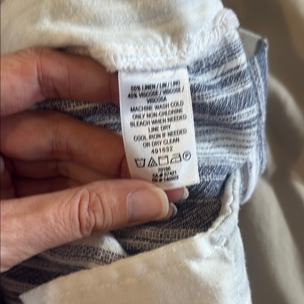 LOFT Blue and White Striped linen Women Shorts - Picture 6 of 6